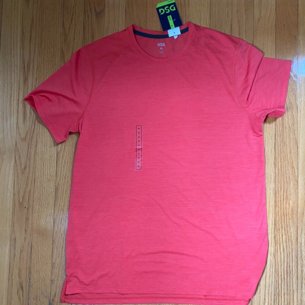 NWT DSG Men's Movement T-Shirt